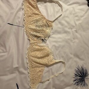 Lace Bralette in Cream